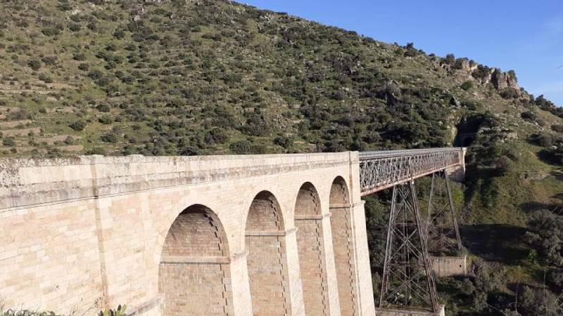 La Fregeneda, una ruta entre vías y naturaleza