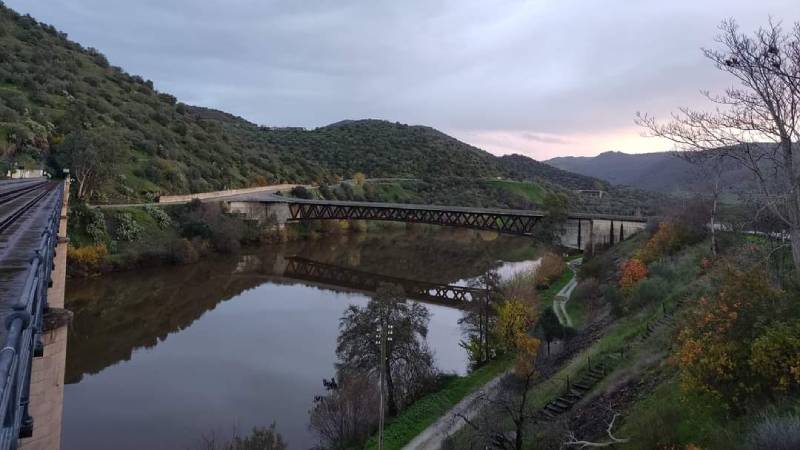 La Fregeneda, una ruta entre vías y naturaleza