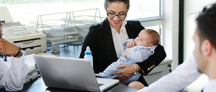 Asesor laboral. Baja por maternidad.